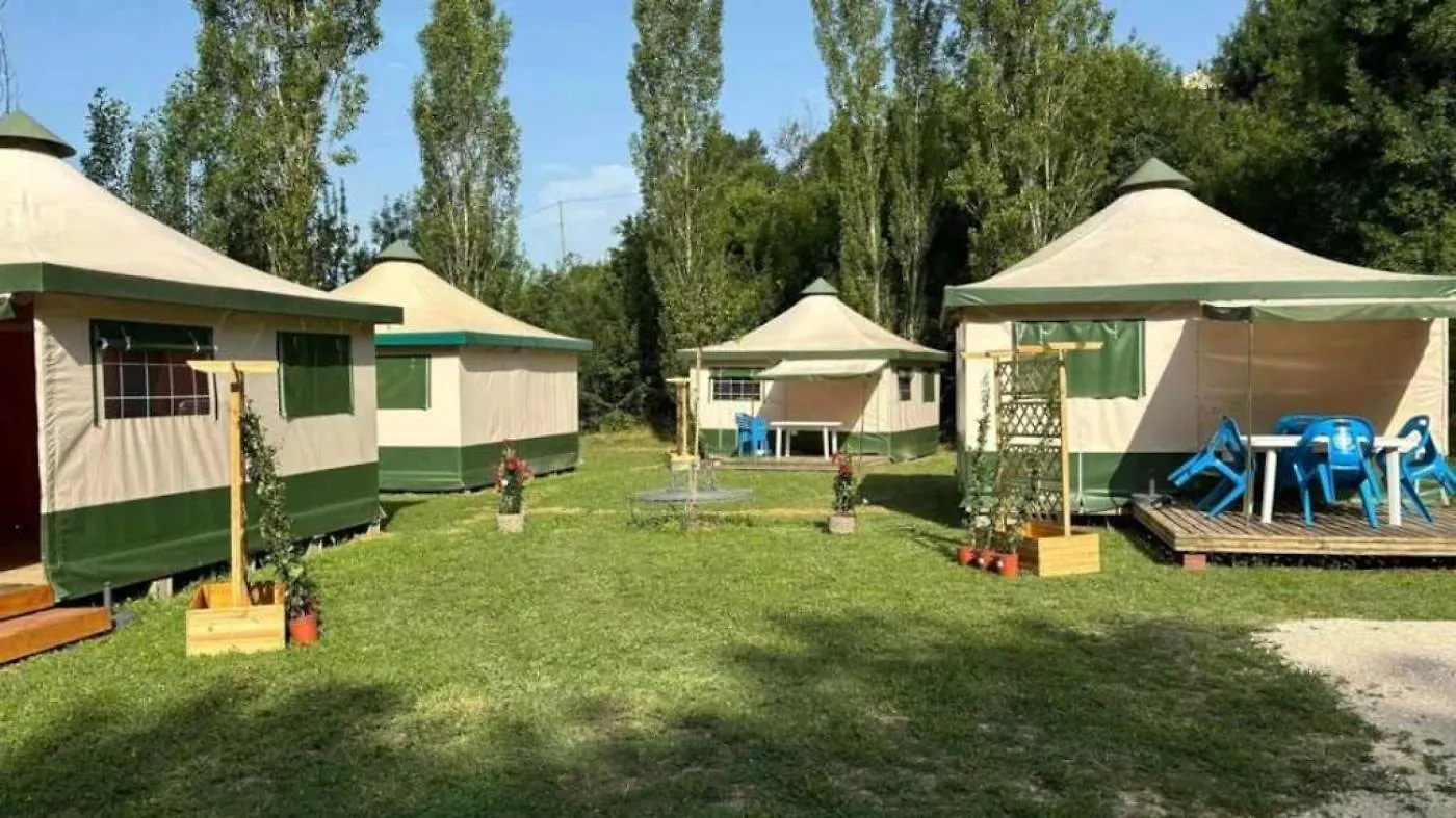 Camping 3 Etoiles - Piscine - Ccbbedh Durfort